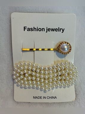 Fashion Jewelry Cream Pearl Hair Clip Set with Gold Accent